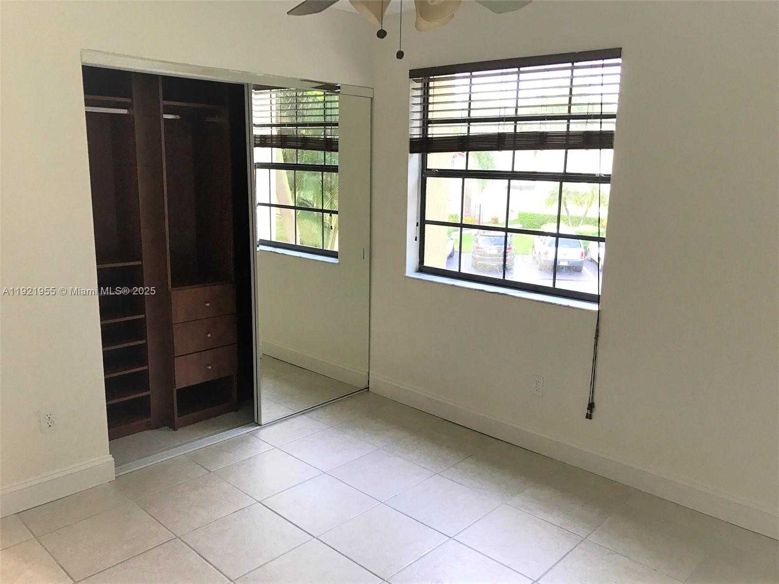 Small Image of 3564 MAGELLAN CIR #214-1, Aventura Number 14