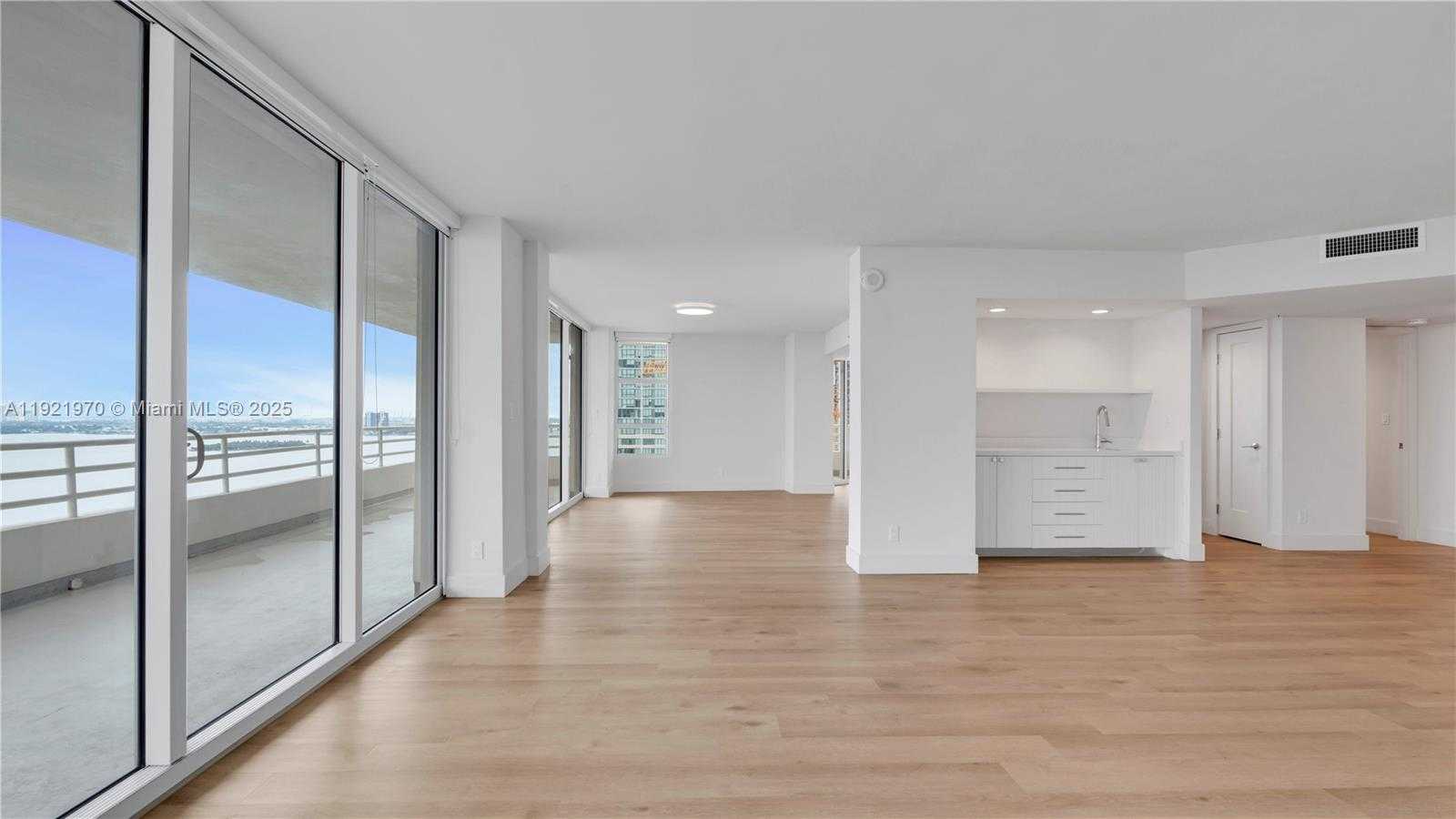 Small Image of 555 NORTH EAST 34TH ST #901, Miami Number 11