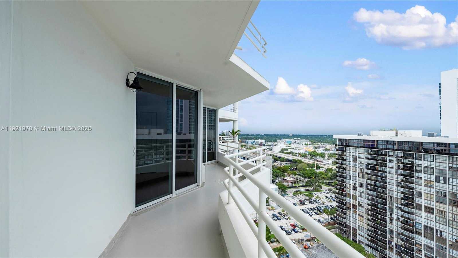 Small Image of 555 NORTH EAST 34TH ST #901, Miami Number 22