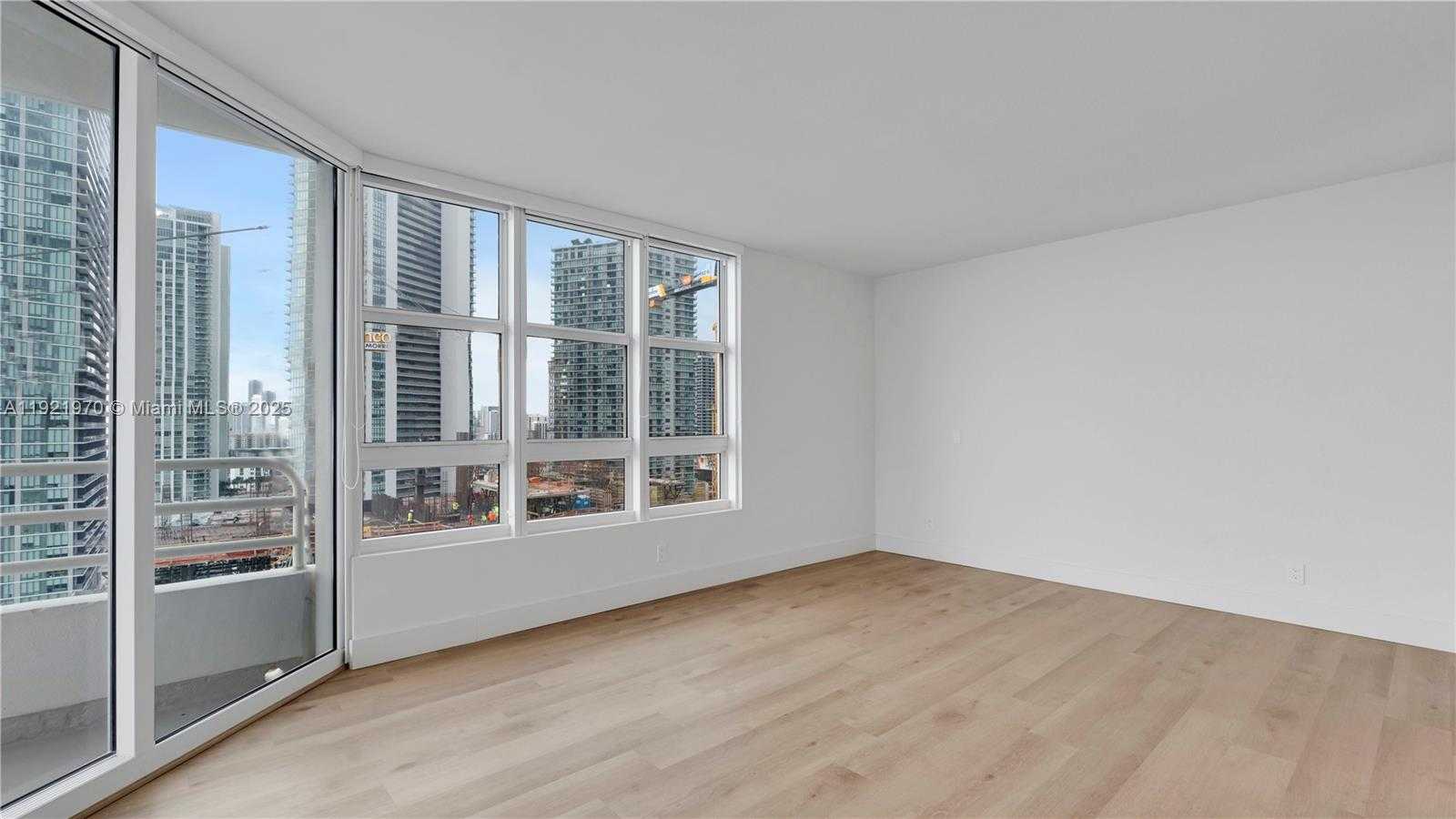 Small Image of 555 NORTH EAST 34TH ST #901, Miami Number 25