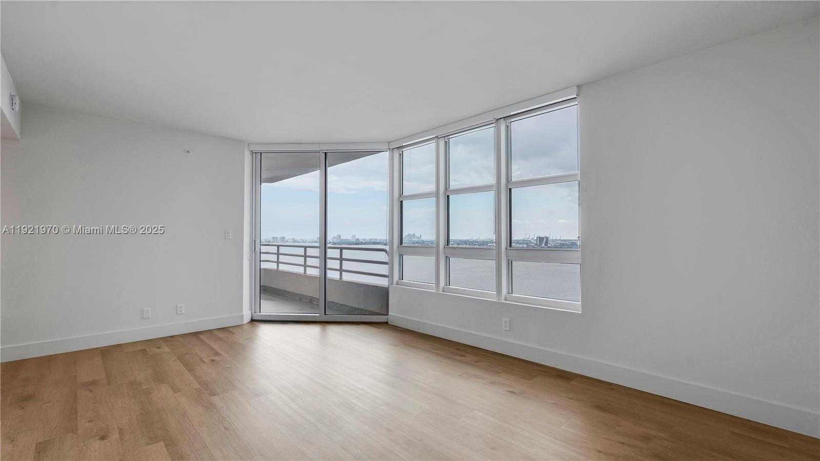 Small Image of 555 NORTH EAST 34TH ST #901, Miami Number 26