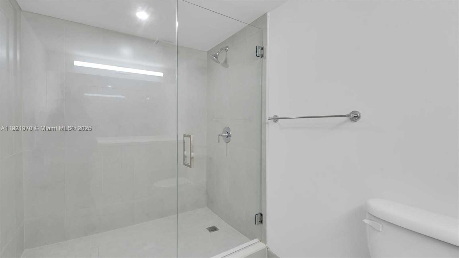 Small Image of 555 NORTH EAST 34TH ST #901, Miami Number 33