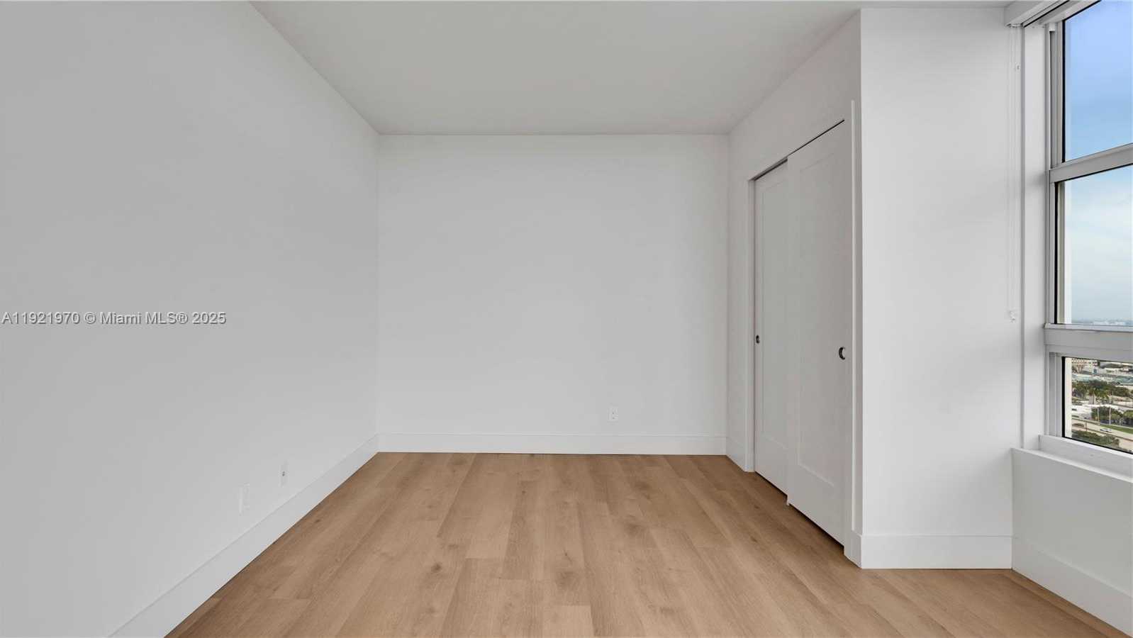 Small Image of 555 NORTH EAST 34TH ST #901, Miami Number 45