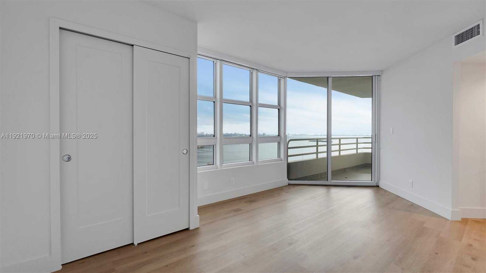 Small Image of 555 NORTH EAST 34TH ST #901, Miami Number 46