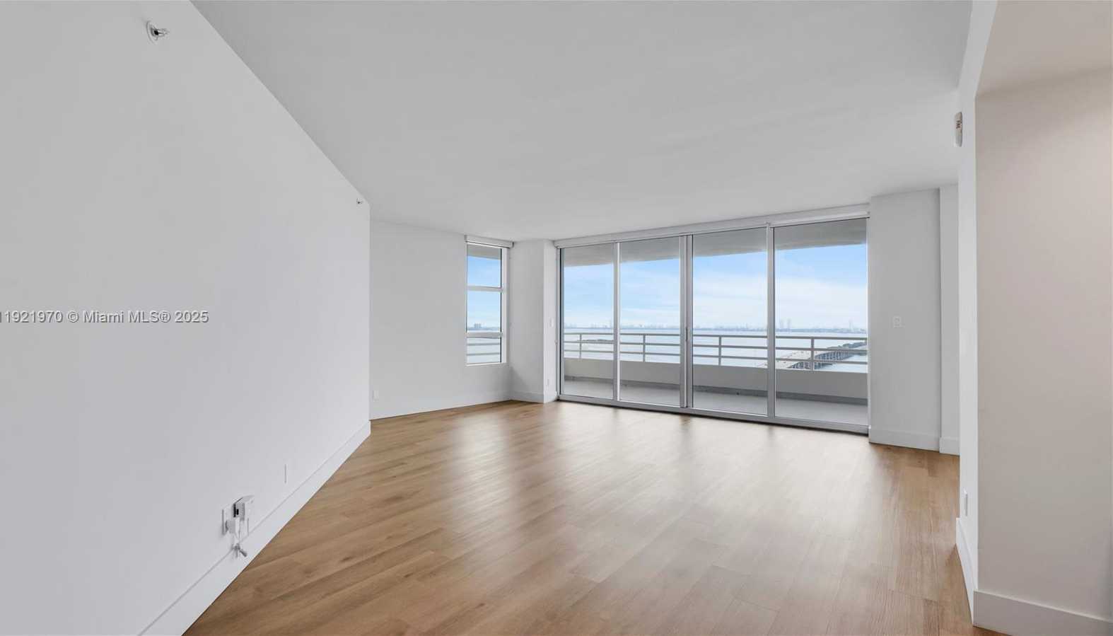 Small Image of 555 NORTH EAST 34TH ST #901, Miami Number 8