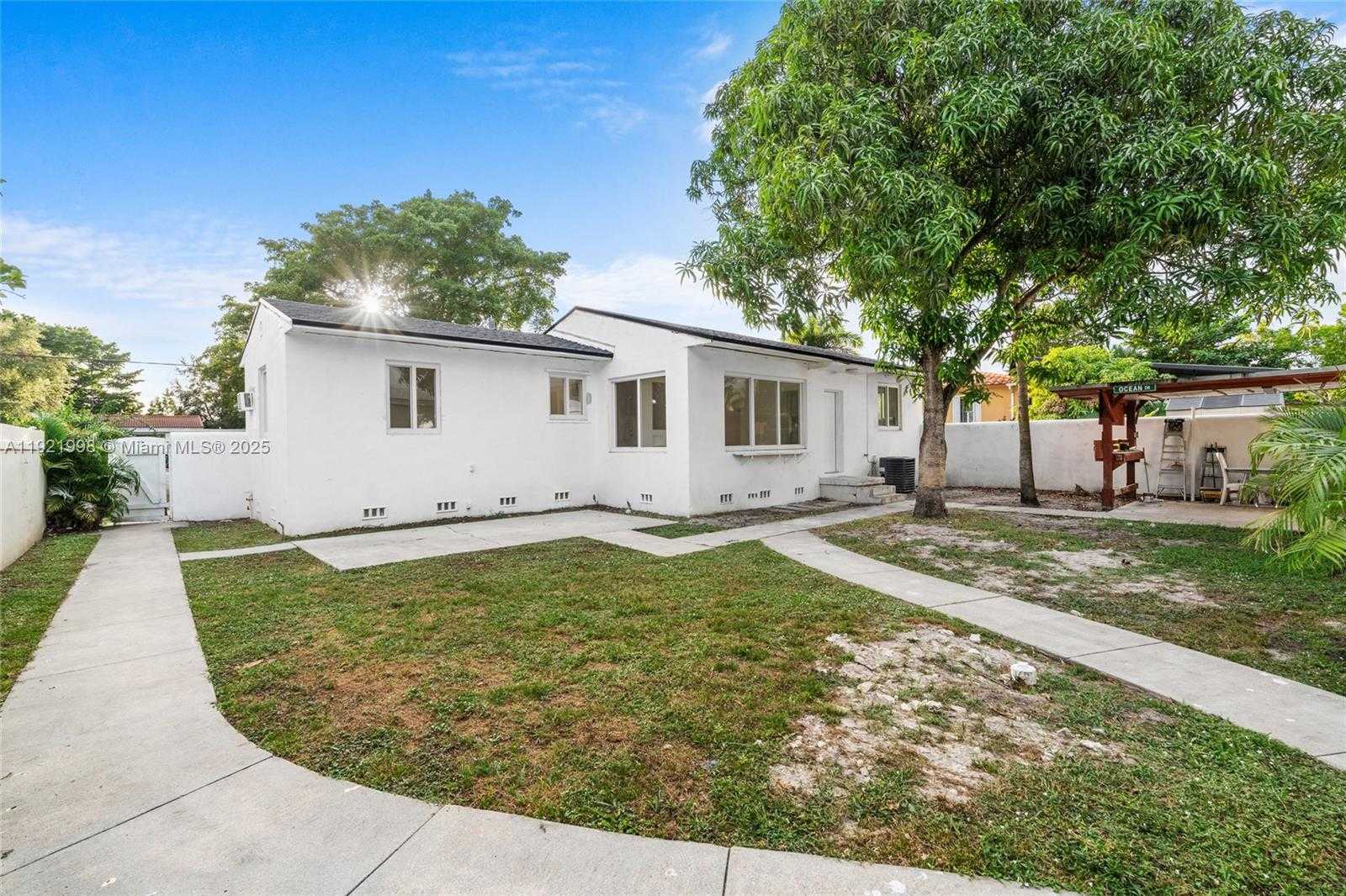 Small Image of 201 SOUTH BISCAYNE RIVER DR #A, Miami Number 29