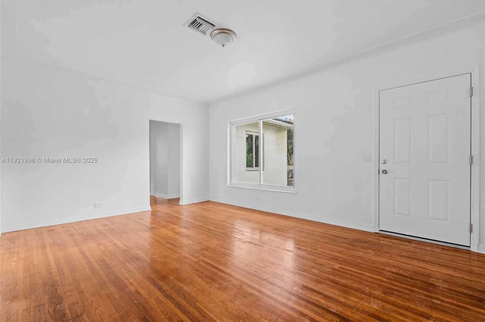 Small Image of 201 SOUTH BISCAYNE RIVER DR #A, Miami Number 8