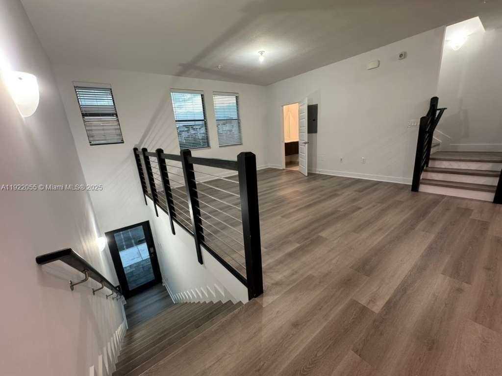 Small Image of 10473 NORTH WEST 82ND ST #10, Doral Number 15