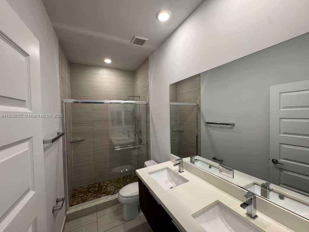 Small Image of 10473 NORTH WEST 82ND ST #10, Doral Number 21