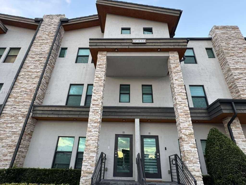 Small Image of 10473 NORTH WEST 82ND ST #10, Doral Number 3