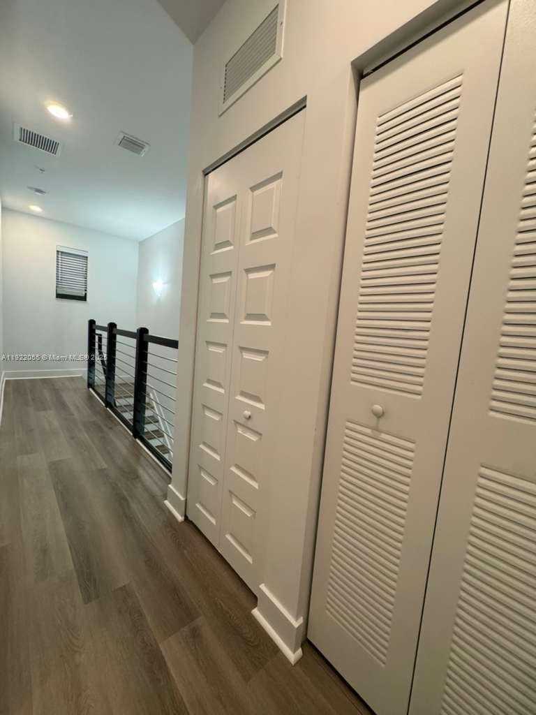 Small Image of 10473 NORTH WEST 82ND ST #10, Doral Number 36