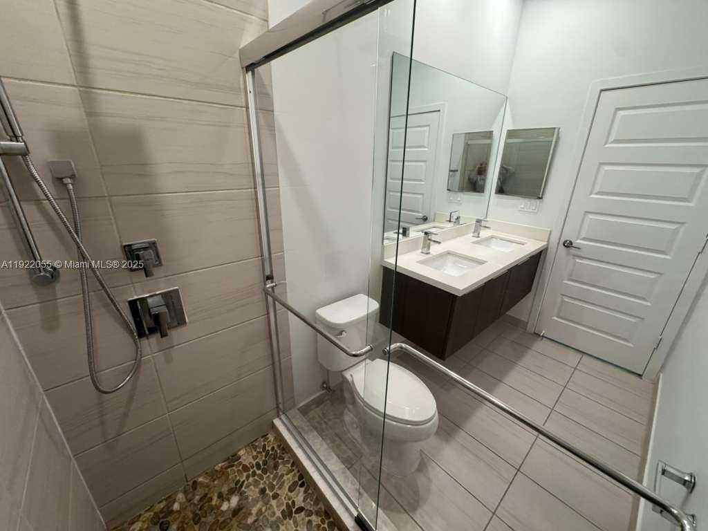 Small Image of 10473 NORTH WEST 82ND ST #10, Doral Number 37