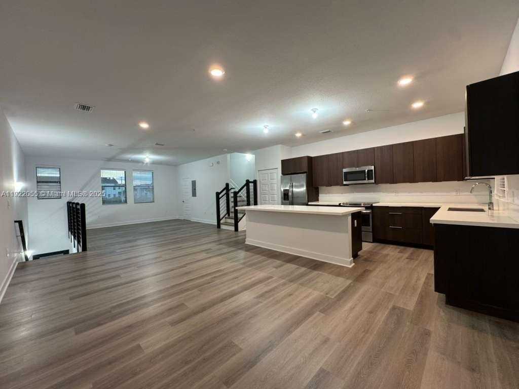 Small Image of 10473 NORTH WEST 82ND ST #10, Doral Number 9