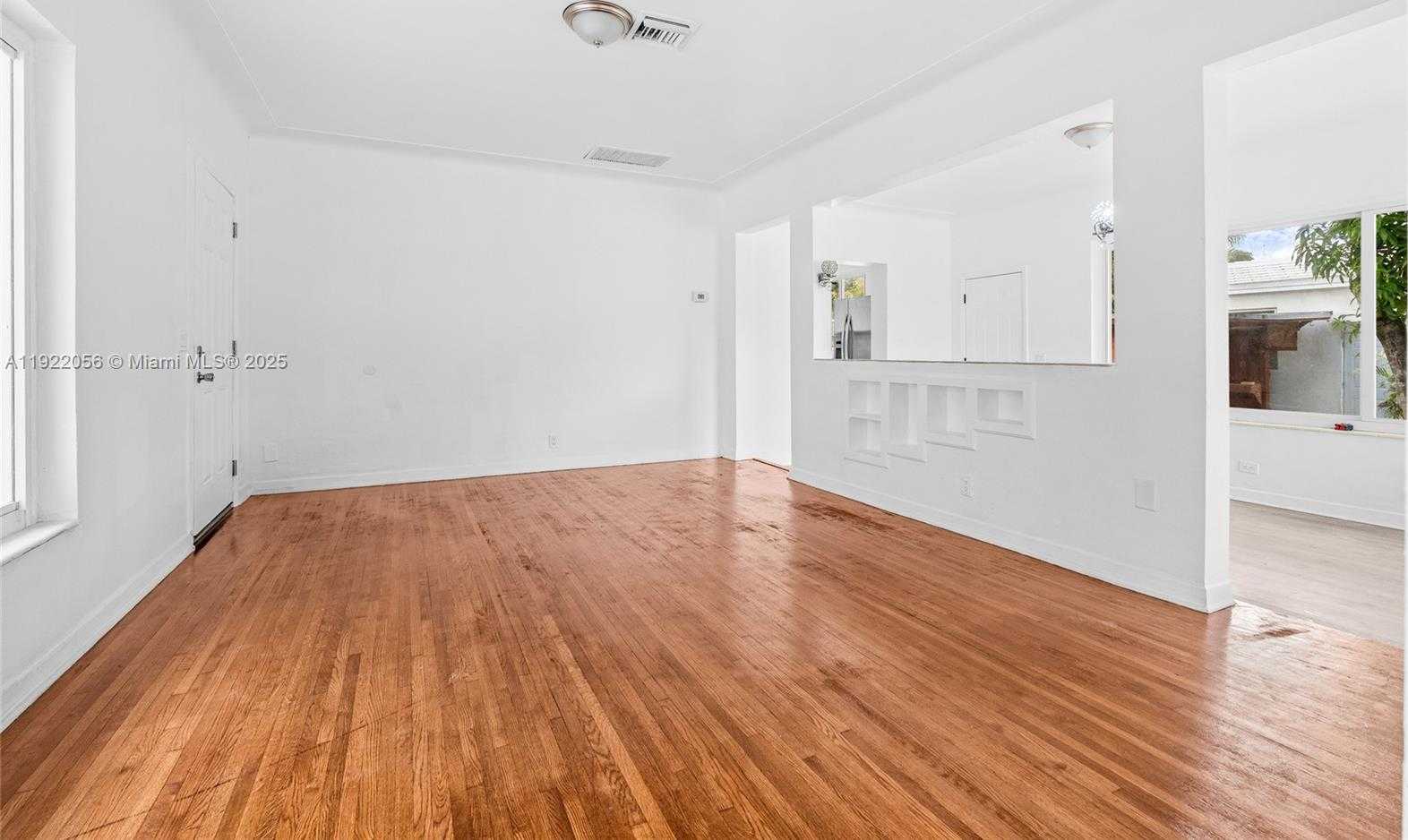 Small Image of 201 SOUTH BISCAYNE RIVER DR #AB, Miami Number 11