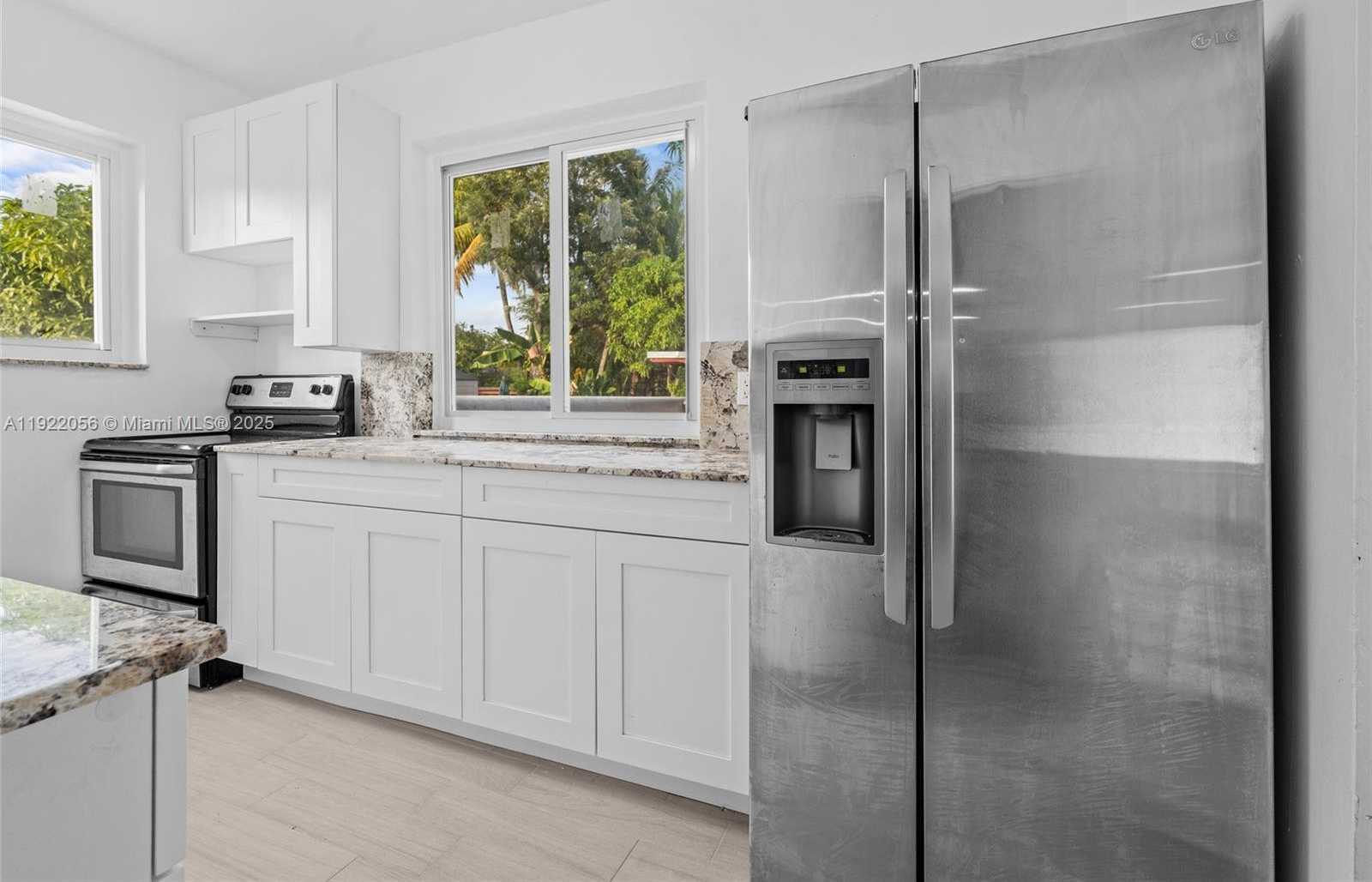 Small Image of 201 SOUTH BISCAYNE RIVER DR #AB, Miami Number 17