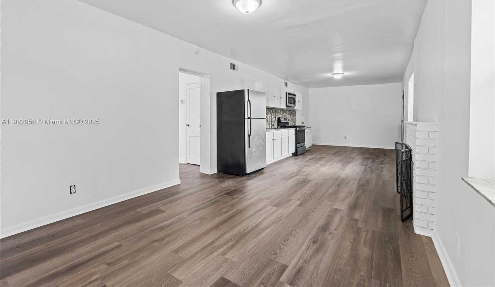 Small Image of 201 SOUTH BISCAYNE RIVER DR #AB, Miami Number 43