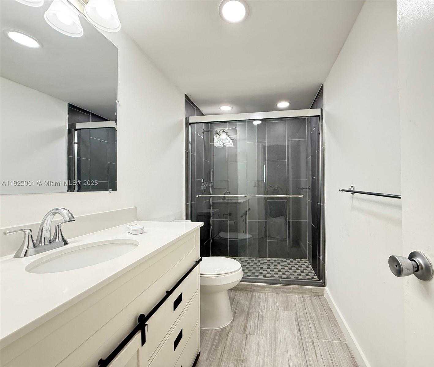 Small Image of 19380 COLLINS AVE #602, Sunny Isles Beach Number 13