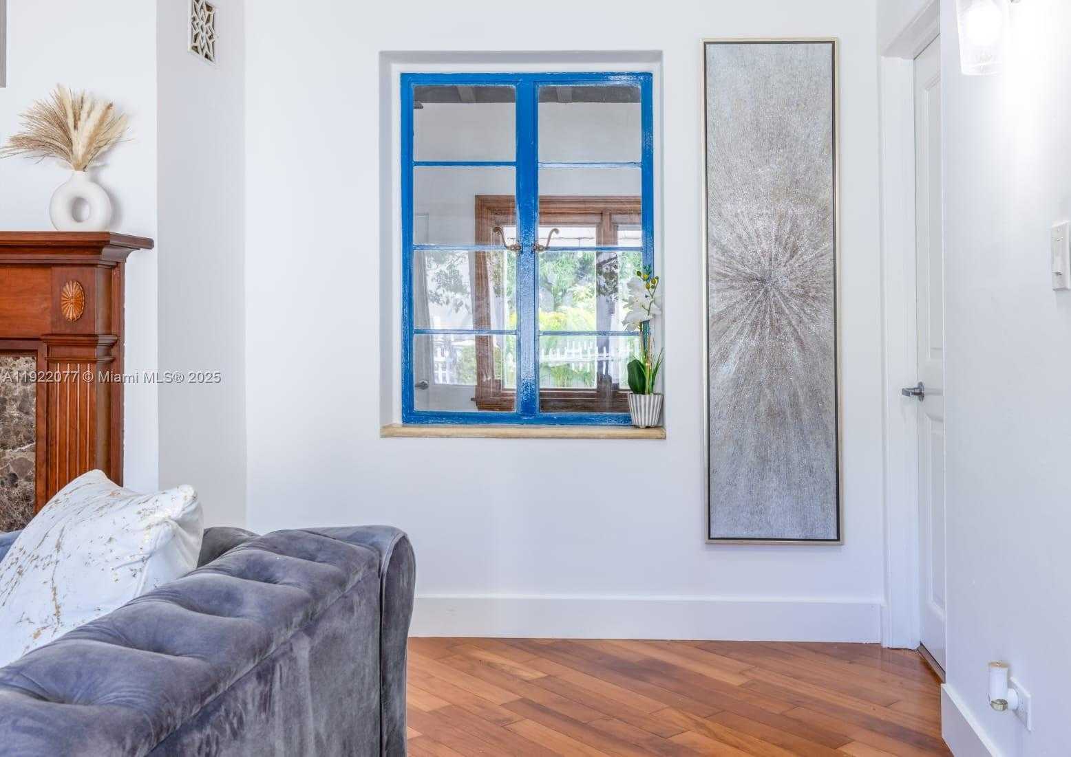 Small Image of 1230 SOUTH WEST 22ND TER, Miami Number 16