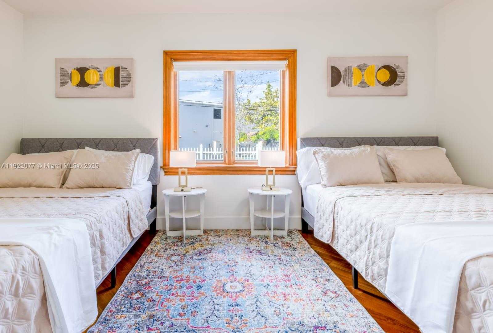 Small Image of 1230 SOUTH WEST 22ND TER, Miami Number 26