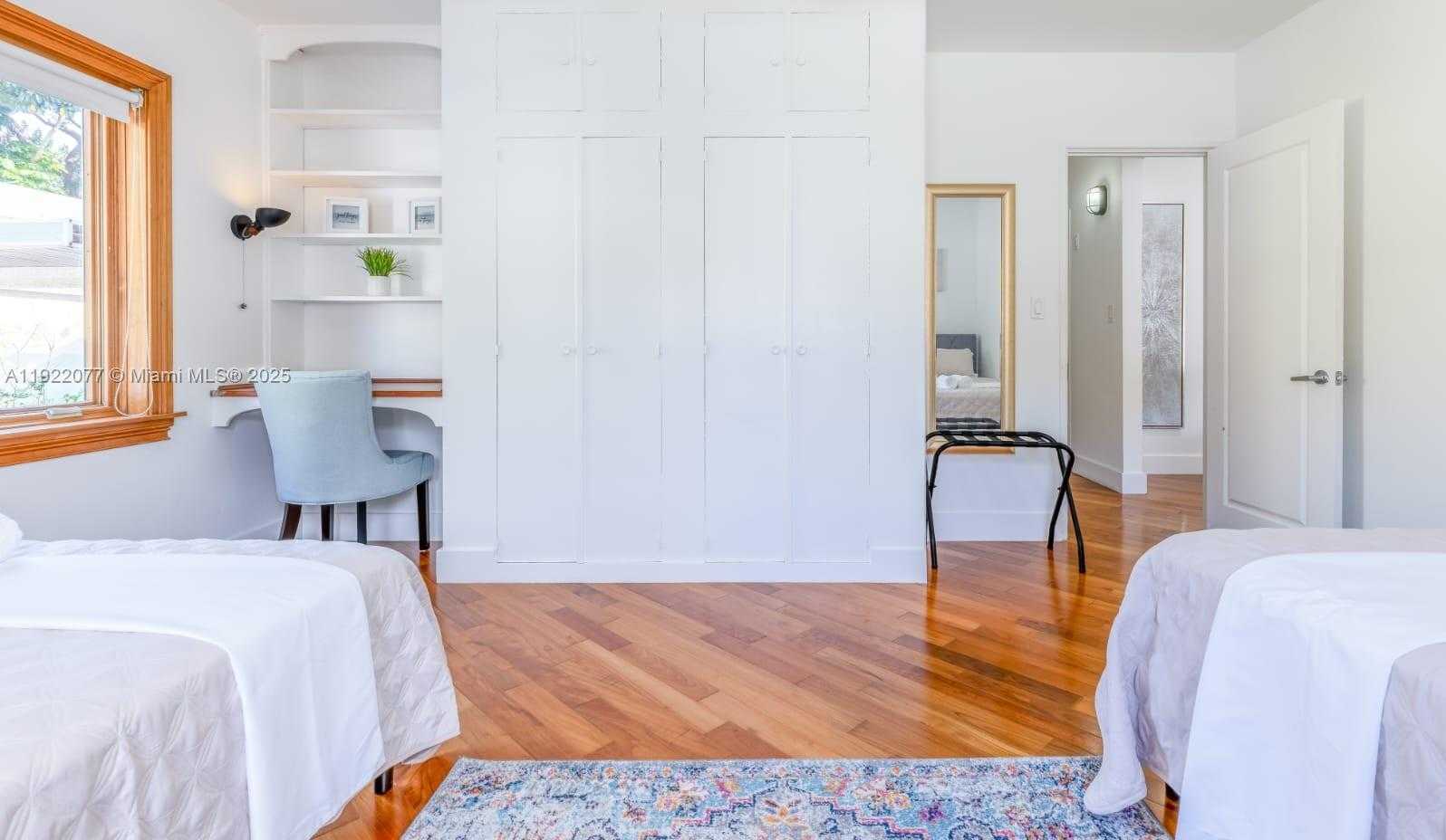 Small Image of 1230 SOUTH WEST 22ND TER, Miami Number 27