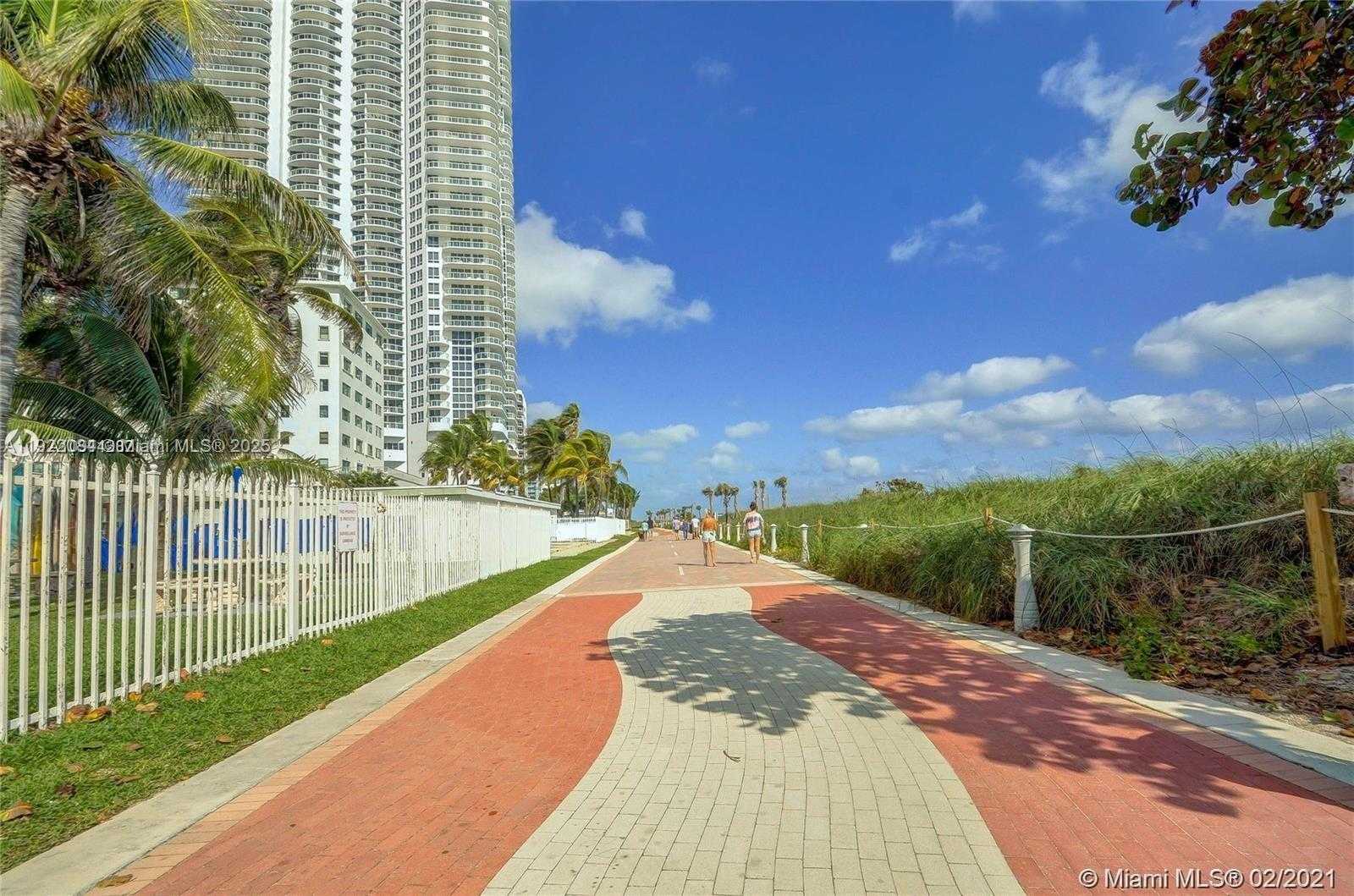 Small Image of 6301 COLLINS AVE #807, Miami Beach Number 12