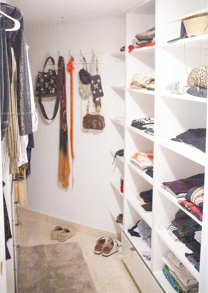 Small Image of 6301 COLLINS AVE #807, Miami Beach Number 25