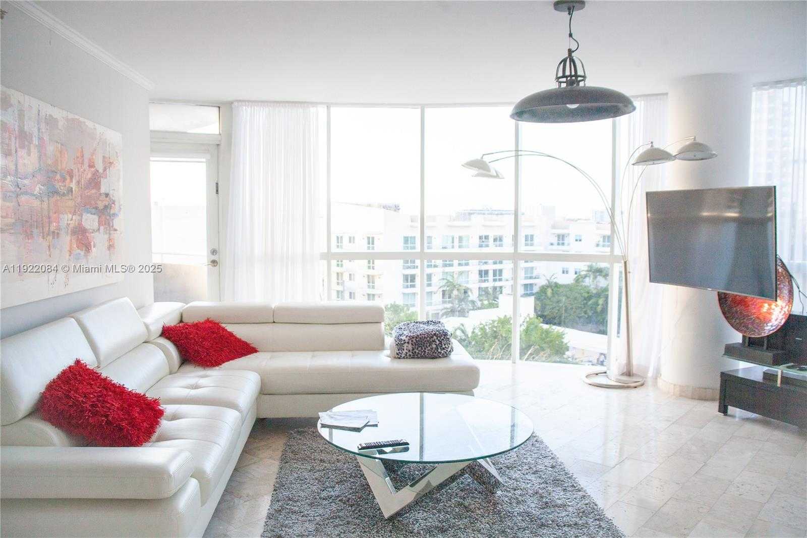 Small Image of 6301 COLLINS AVE #807, Miami Beach Number 28