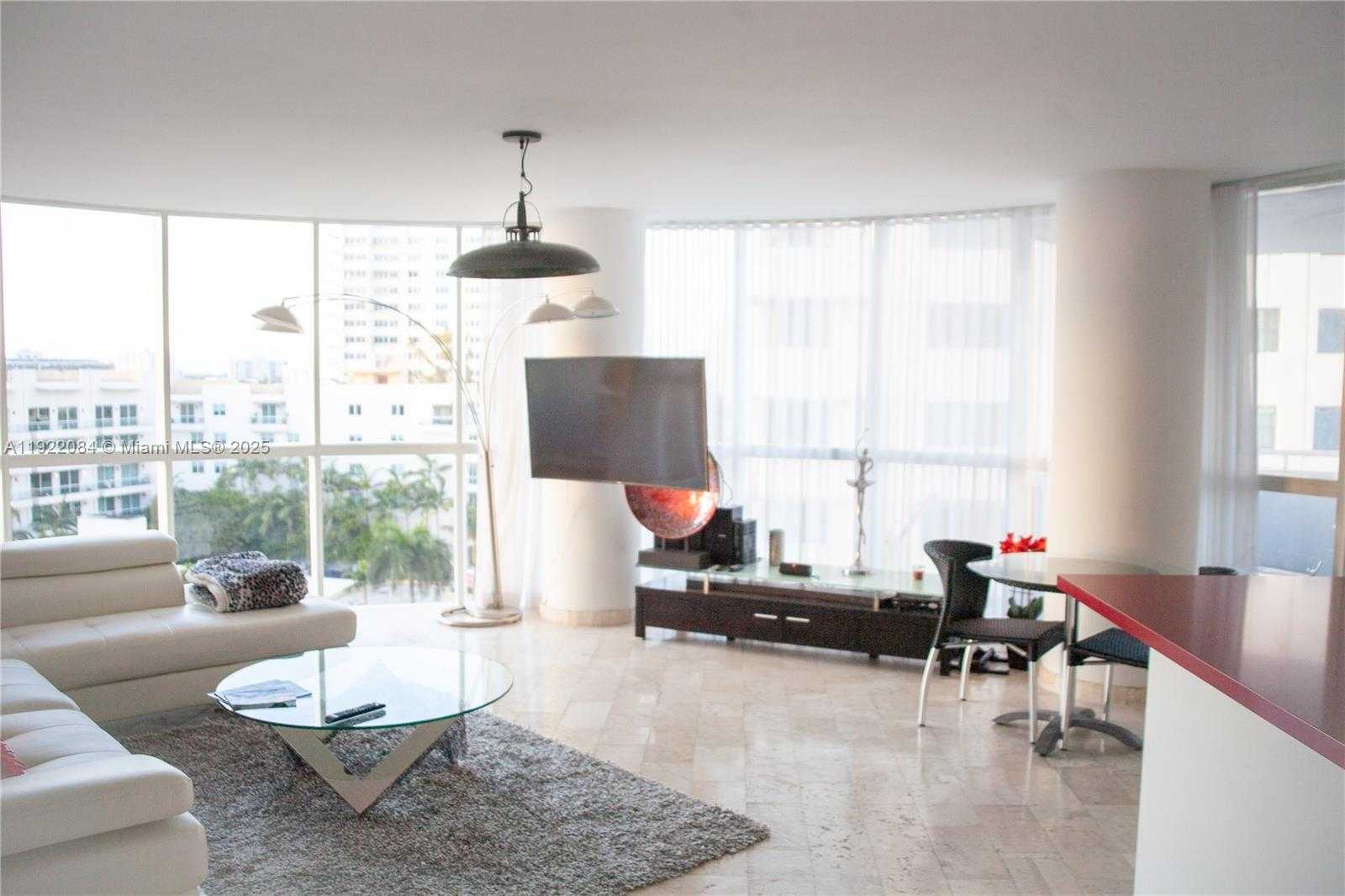 Small Image of 6301 COLLINS AVE #807, Miami Beach Number 33