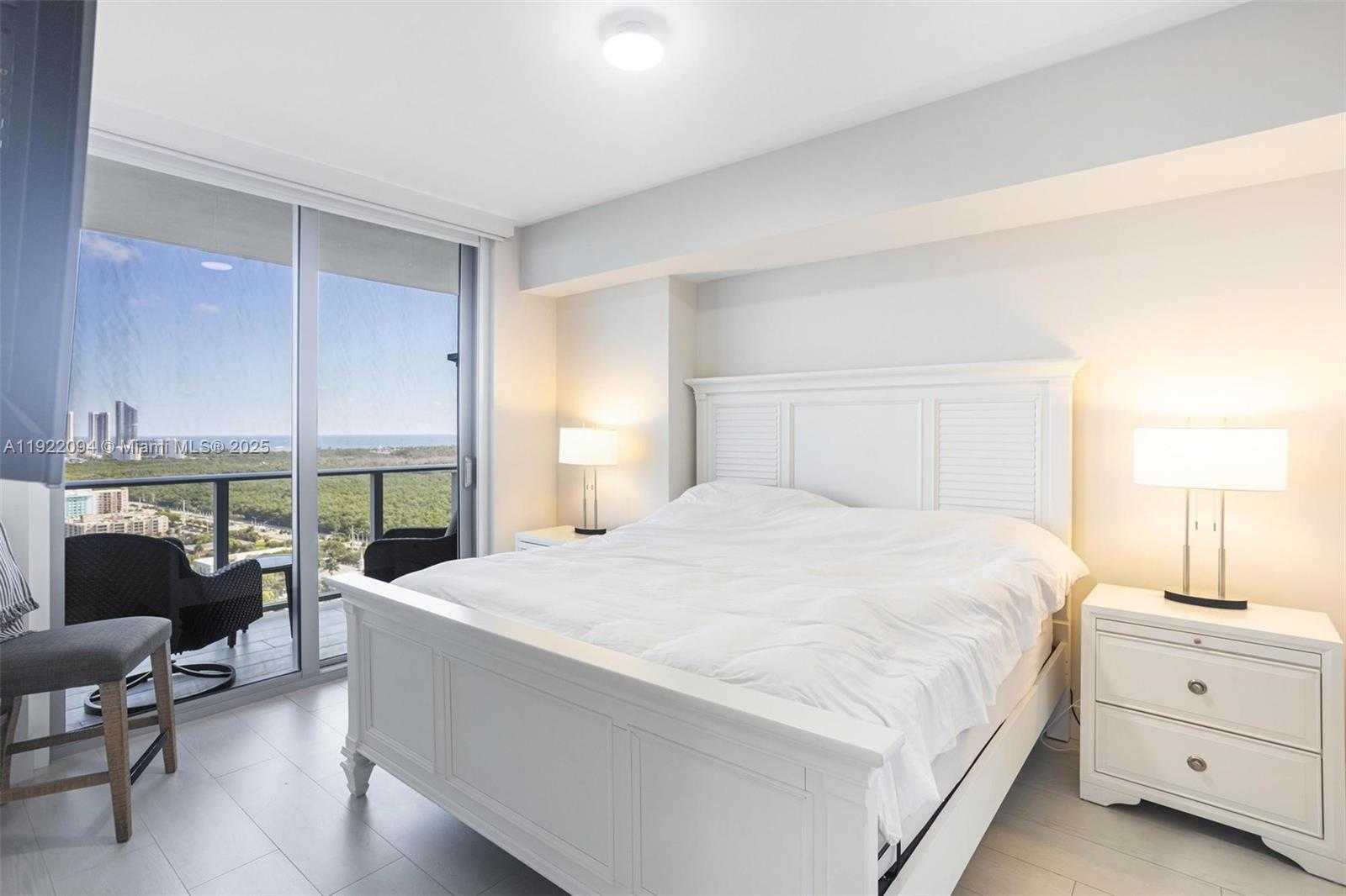 Small Image of 16385 BISCAYNE BLVD #3016, North Miami Beach Number 15