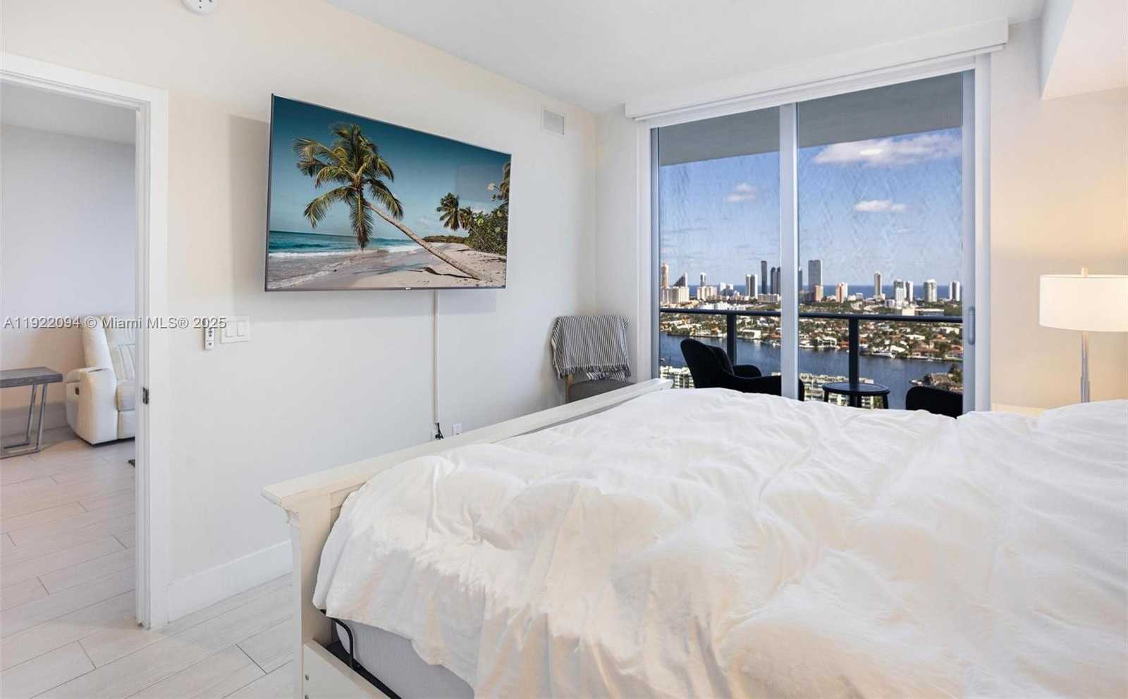 Small Image of 16385 BISCAYNE BLVD #3016, North Miami Beach Number 18