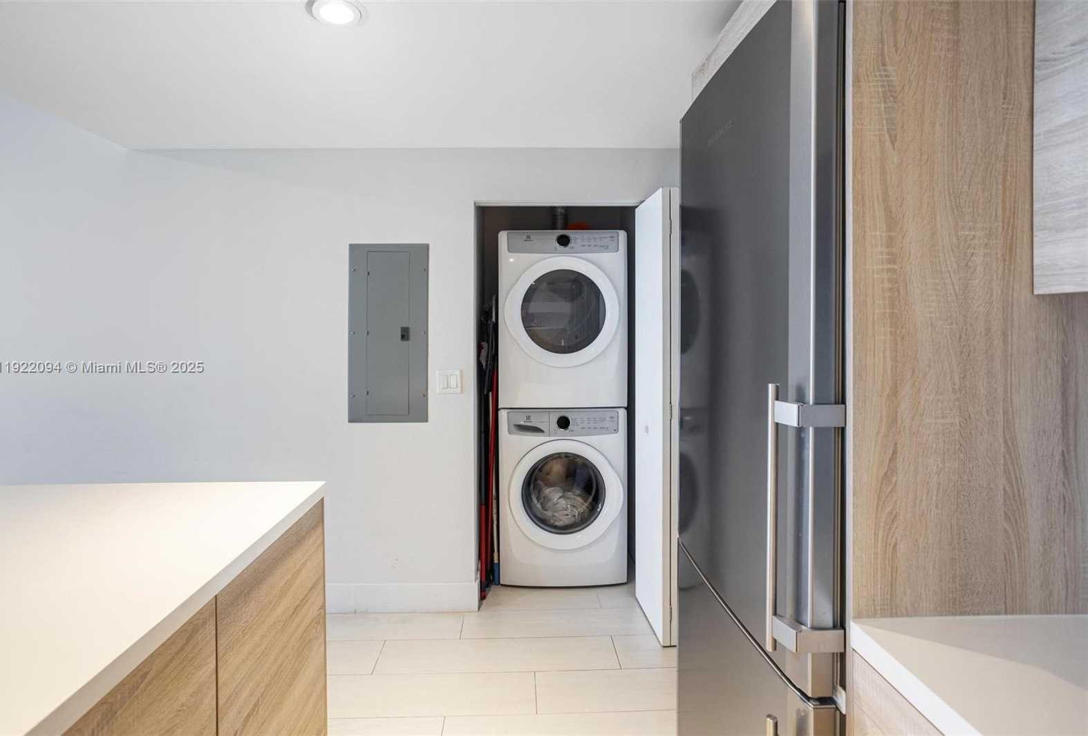 Small Image of 16385 BISCAYNE BLVD #3016, North Miami Beach Number 30