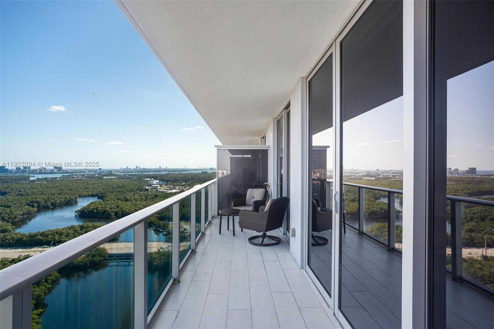 Small Image of 16385 BISCAYNE BLVD #3016, North Miami Beach Number 5