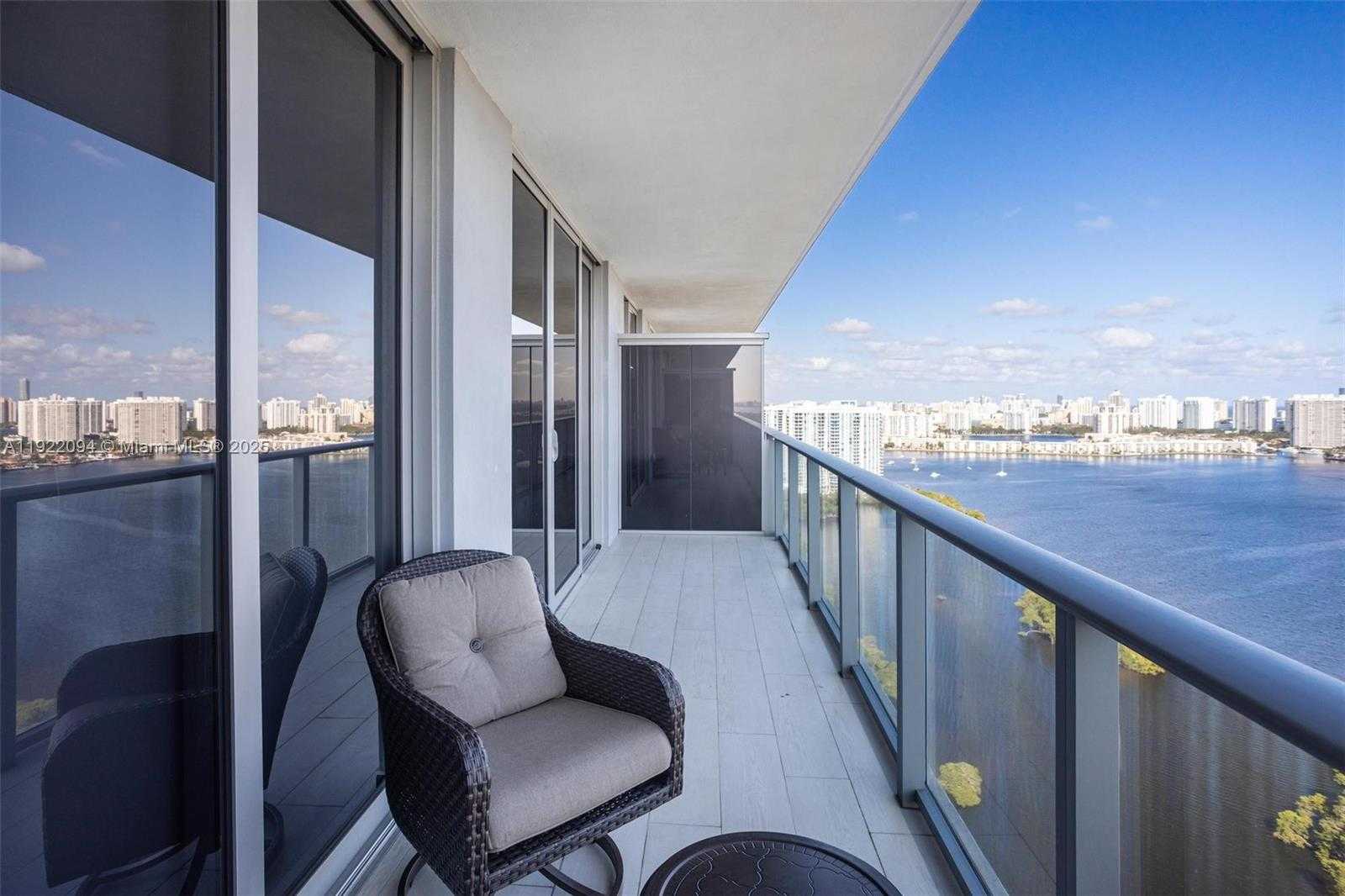 Small Image of 16385 BISCAYNE BLVD #3016, North Miami Beach Number 7