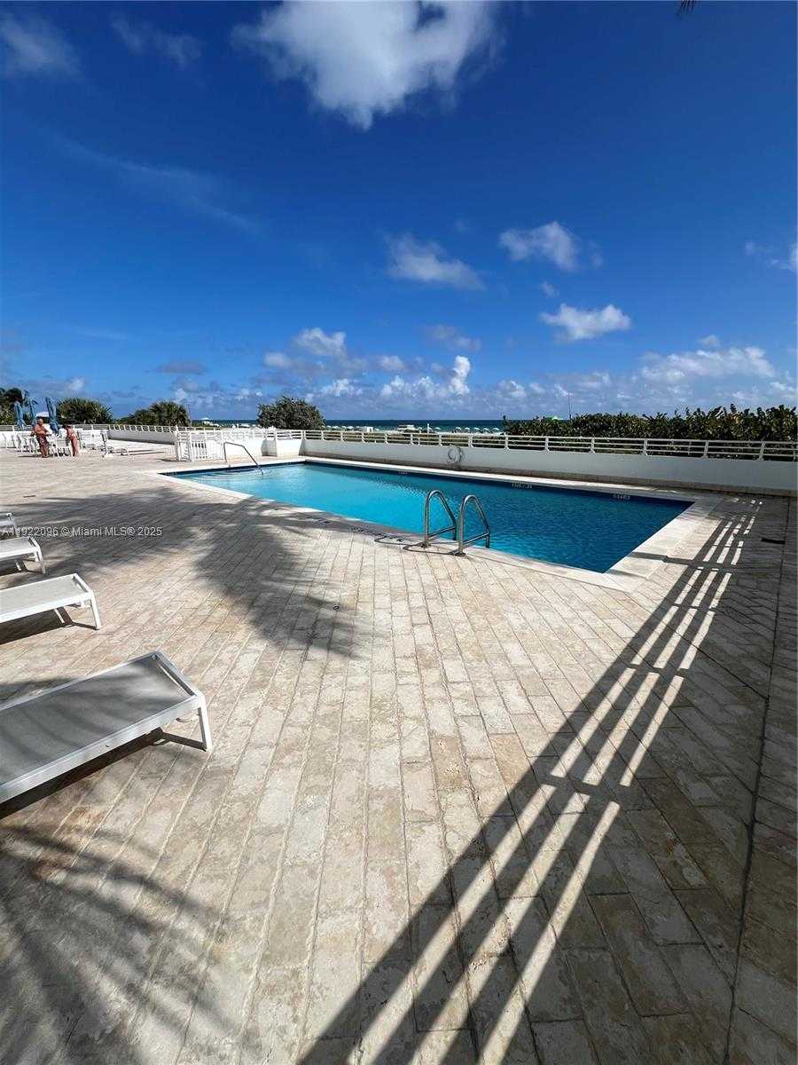 Small Image of 345 OCEAN DR #523, Miami Beach Number 36