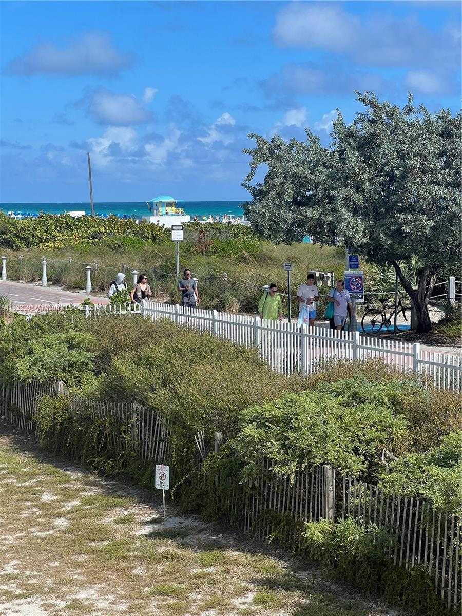 Small Image of 345 OCEAN DR #523, Miami Beach Number 42