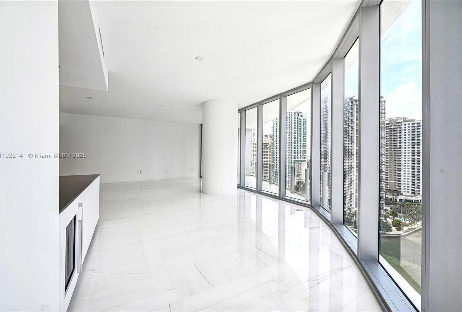 Small Image of 300 SOUTH BISCAYNE BOULEVARD WAY #1907W, Miami Number 15