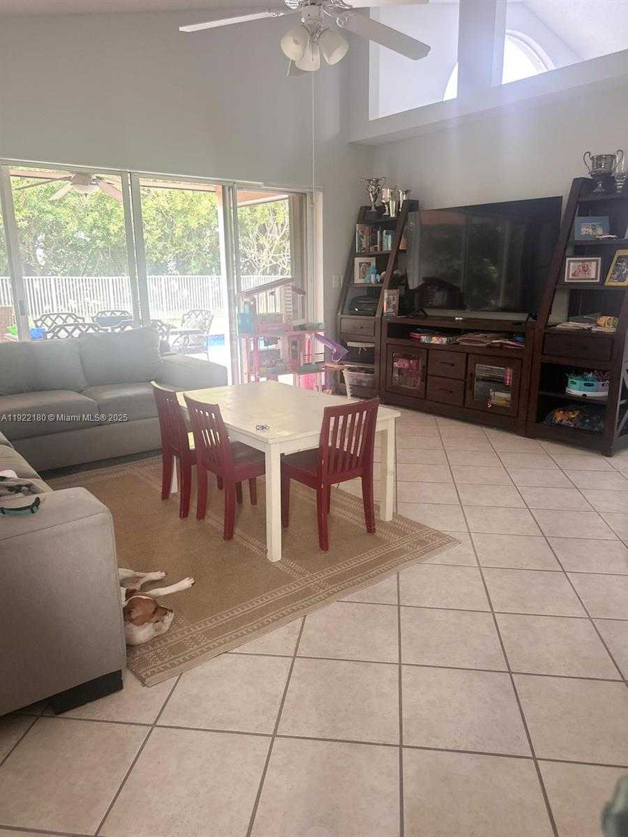 Small Image of 15790 BENT CREEK RD #NA, Wellington Number 16