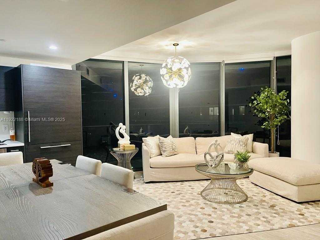 Small Image of 45 SOUTH WEST 9TH ST #2201, Miami Number 3