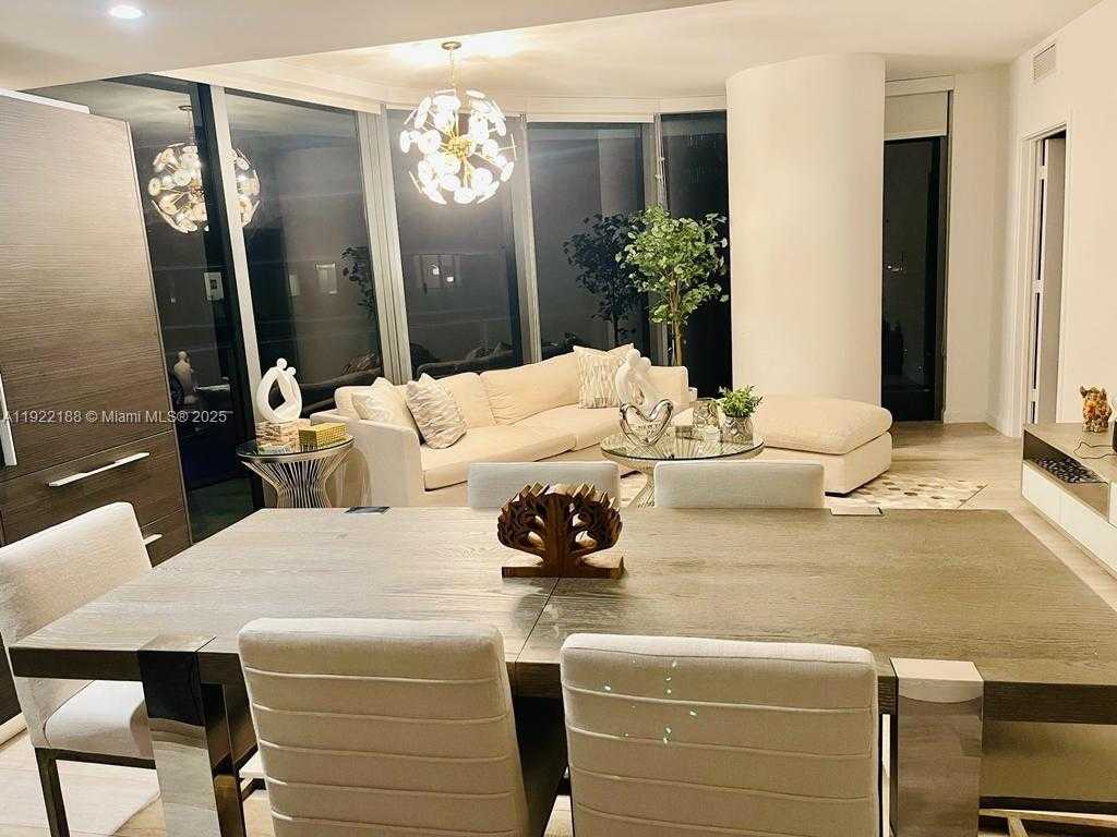 Small Image of 45 SOUTH WEST 9TH ST #2201, Miami Number 4