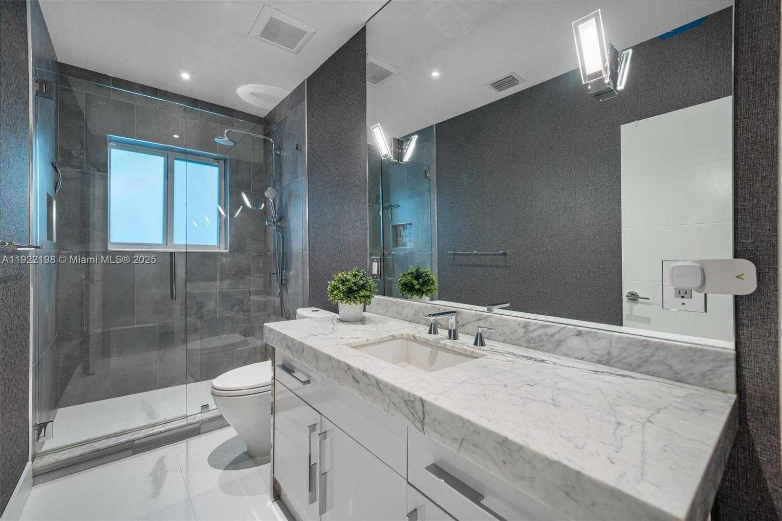 Small Image of 10618 NORTH EAST 11TH CT, Miami Shores Number 31