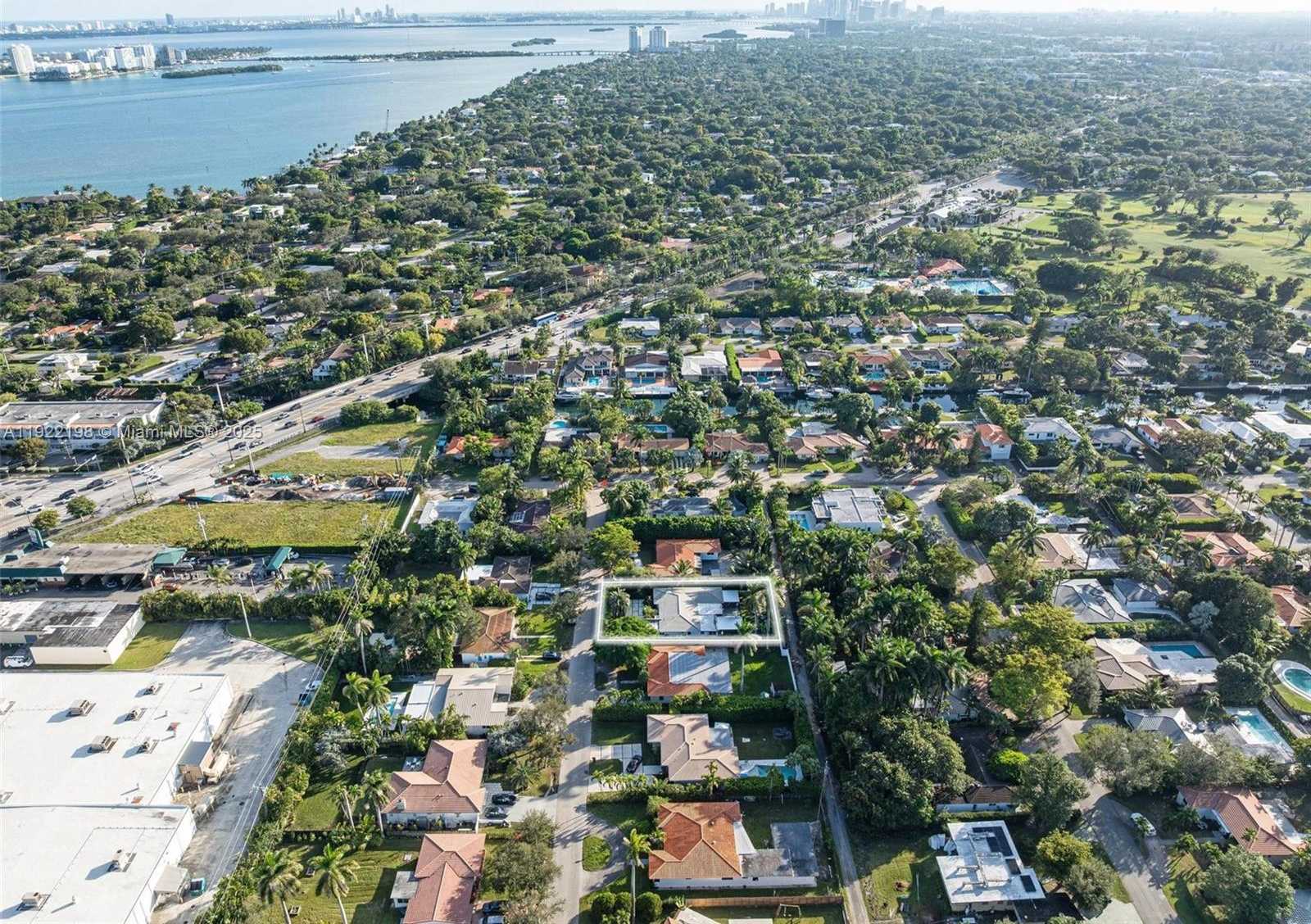 Small Image of 10618 NORTH EAST 11TH CT, Miami Shores Number 58