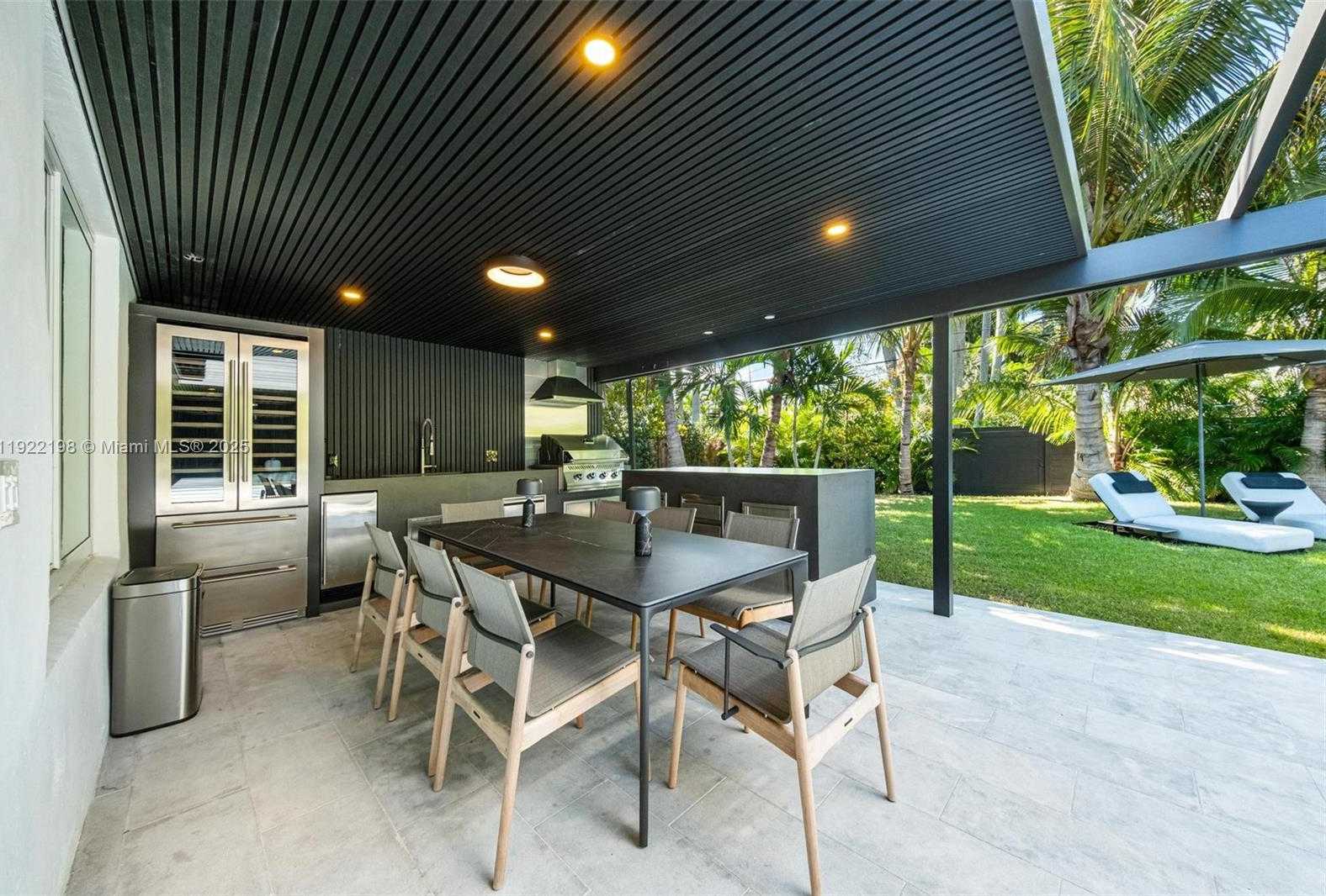 Small Image of 10618 NORTH EAST 11TH CT, Miami Shores Number 7