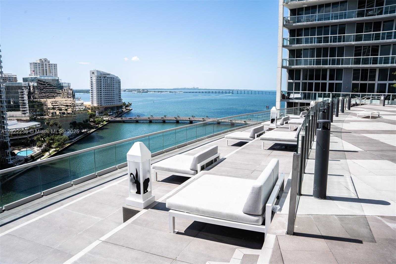 Small Image of 495 BRICKELL AVE #3511, Miami Number 39