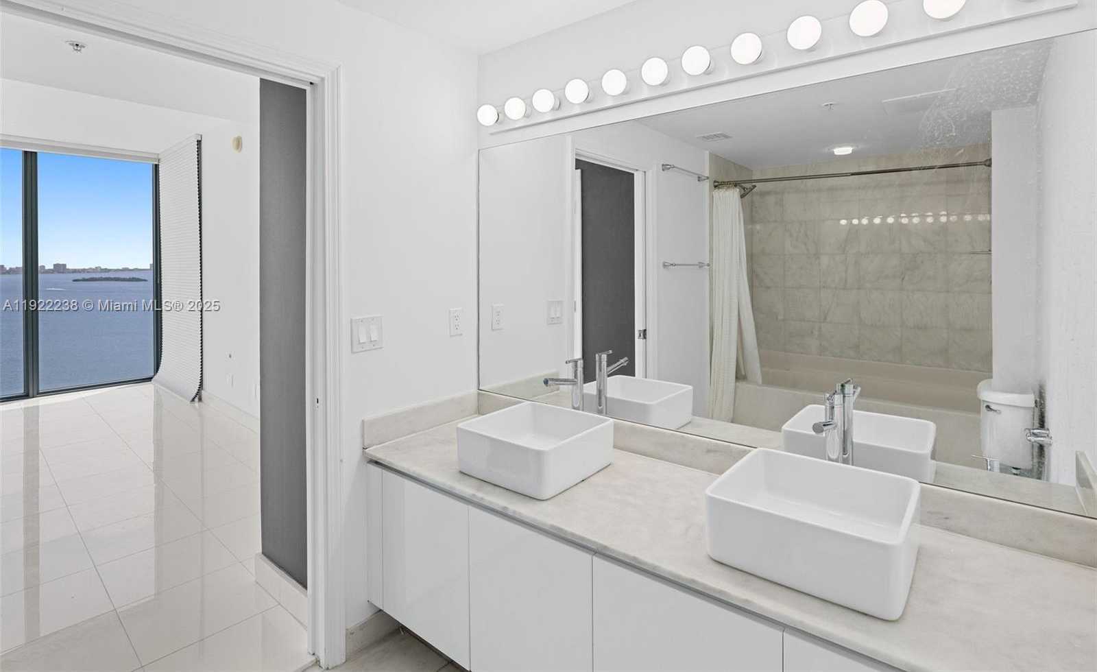 Small Image of 601 NORTH EAST 36TH ST #1511, Miami Number 14