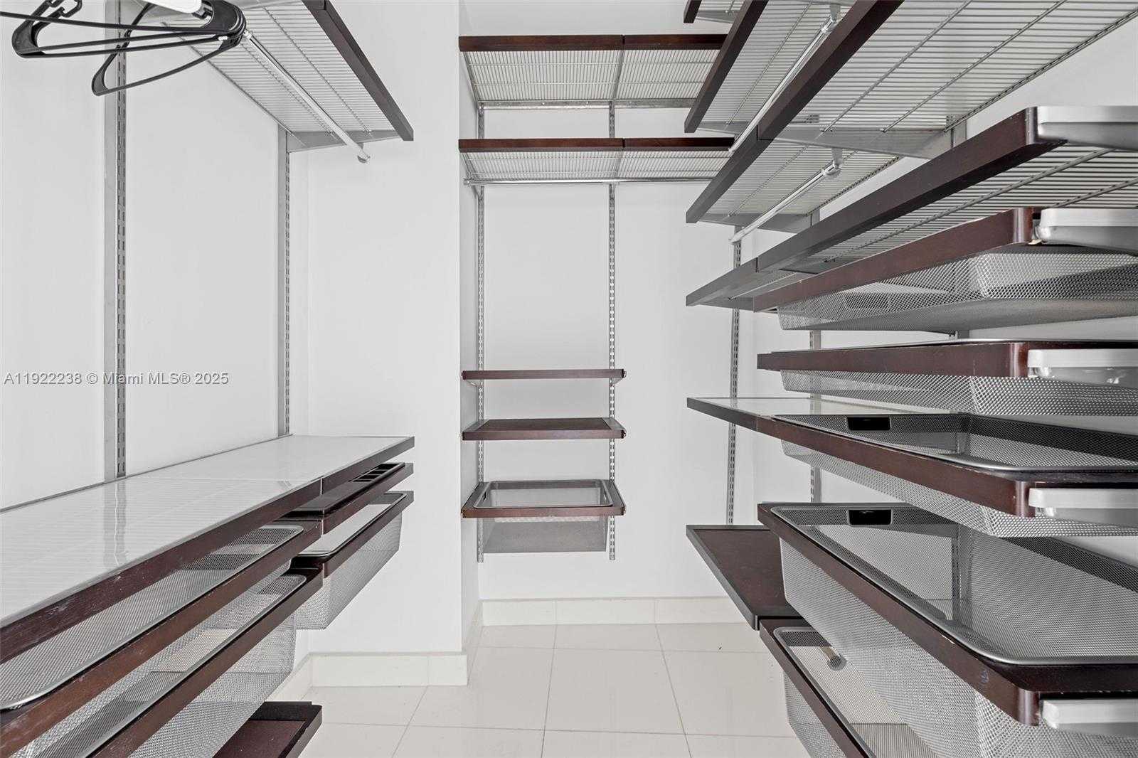 Small Image of 601 NORTH EAST 36TH ST #1511, Miami Number 19