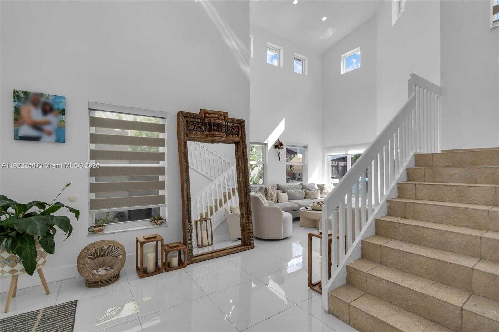 Small Image of 15452 SOUTH WEST 50TH TER, Miami Number 11