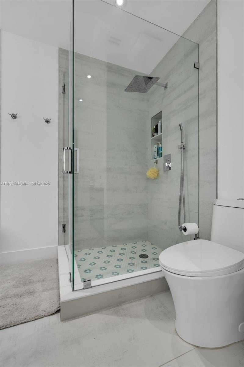 Small Image of 15452 SOUTH WEST 50TH TER, Miami Number 22