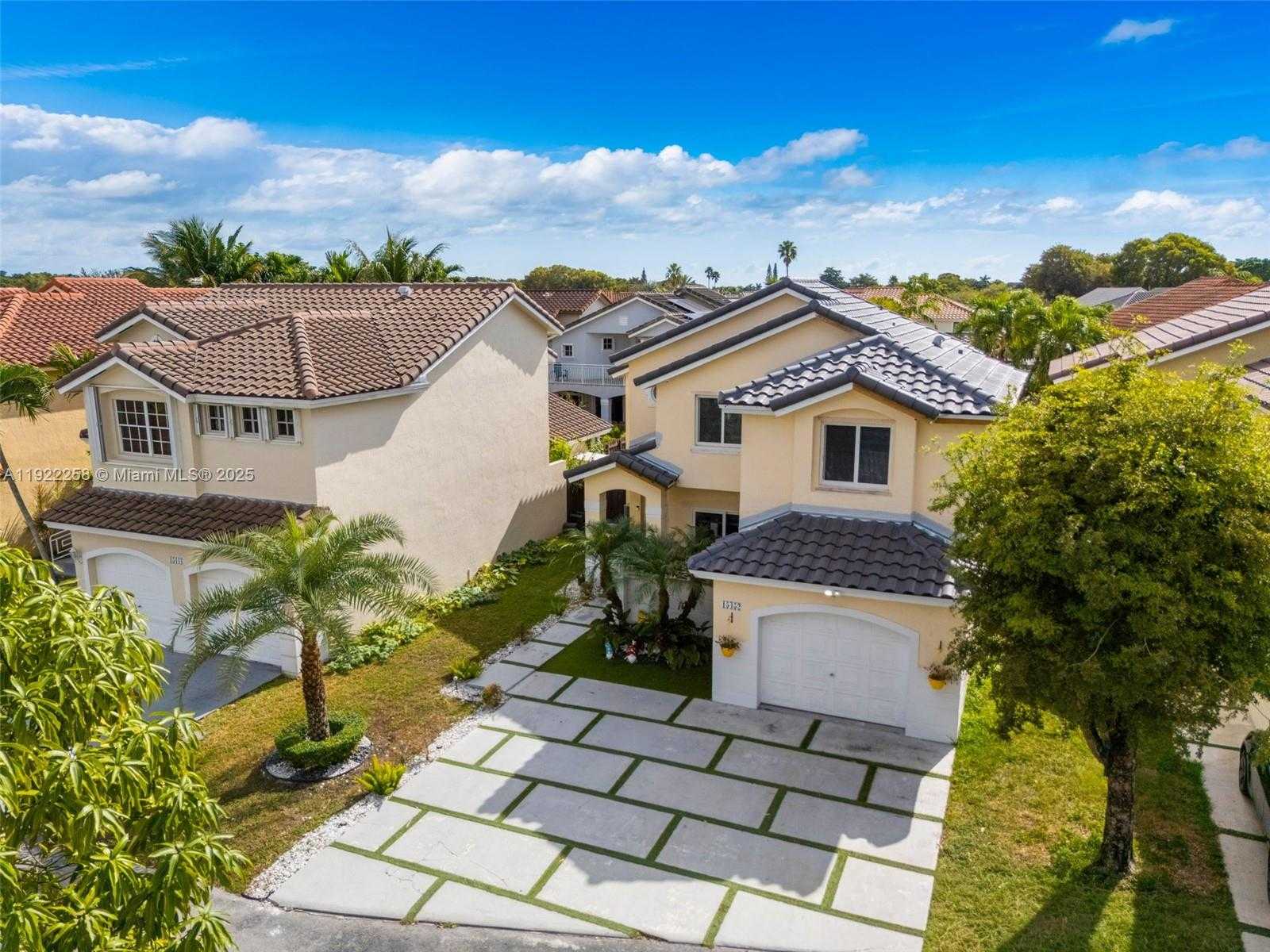 Small Image of 15452 SOUTH WEST 50TH TER, Miami Number 4