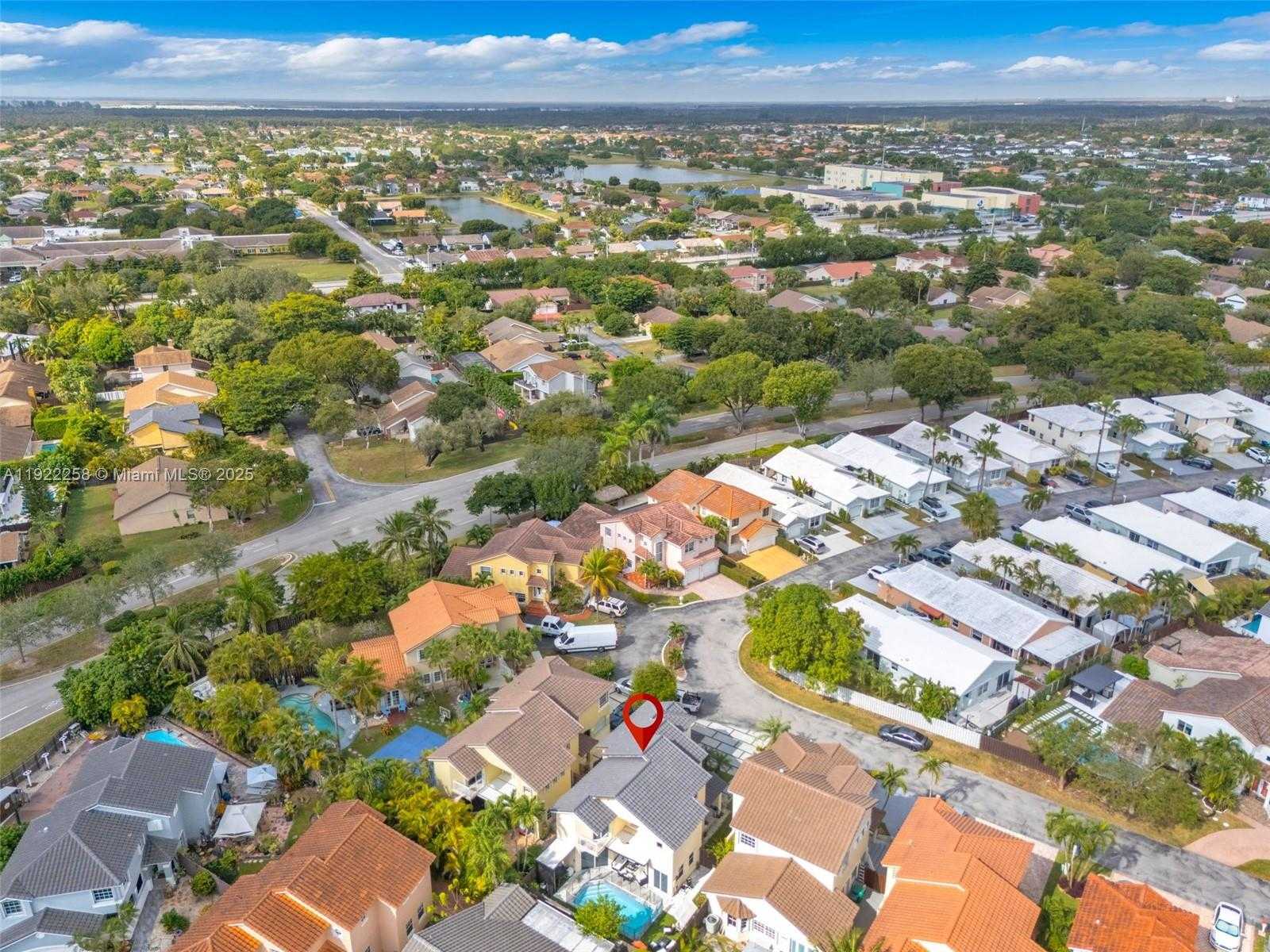 Small Image of 15452 SOUTH WEST 50TH TER, Miami Number 44