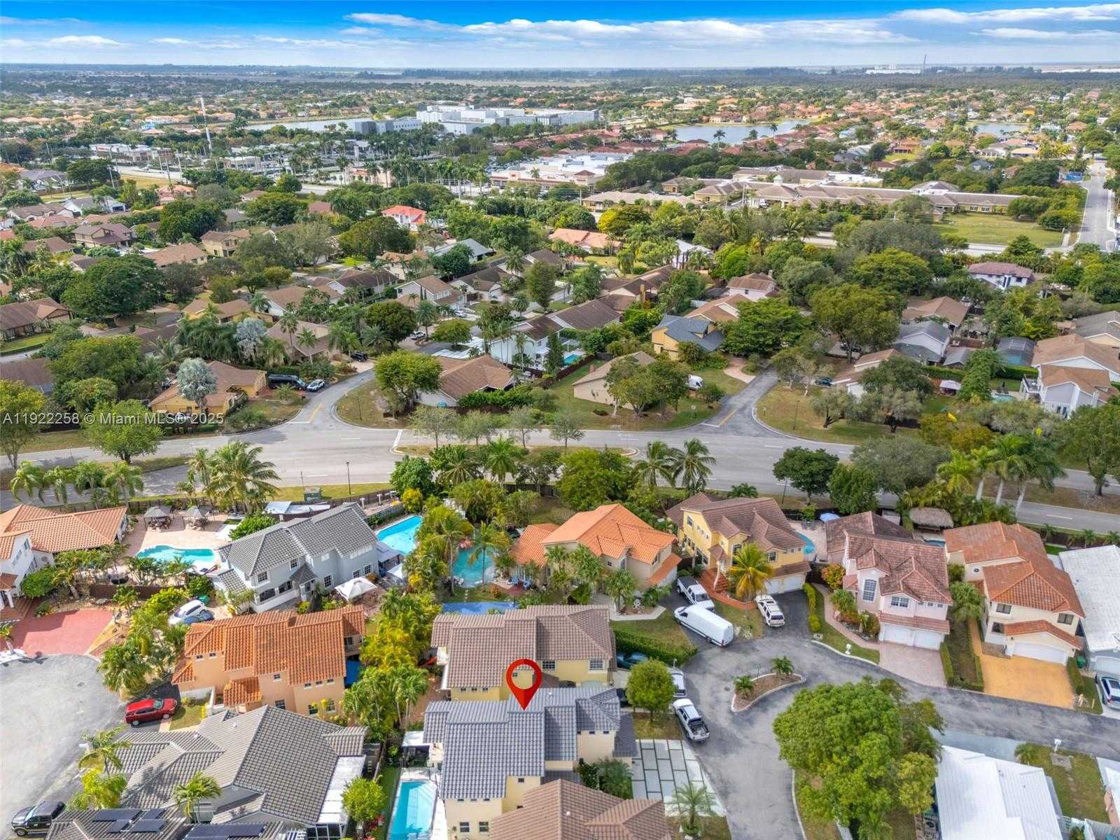 Small Image of 15452 SOUTH WEST 50TH TER, Miami Number 46